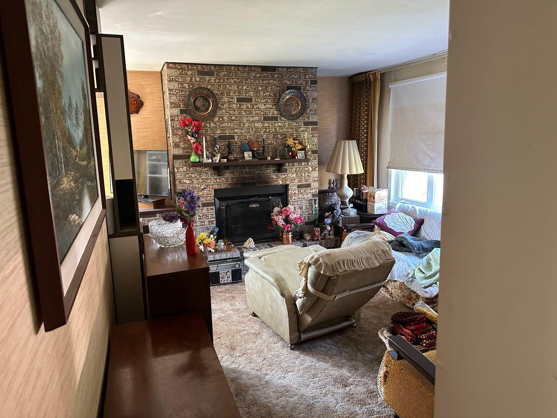 









2241


Rue d'Aublain

,
Laval (Vimont),




QC
H7K2G5

