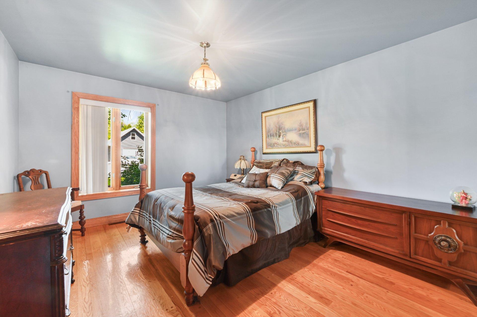









578


Av. Missisquoi

,
Venise-en-Québec,




QC
J0J2K0

