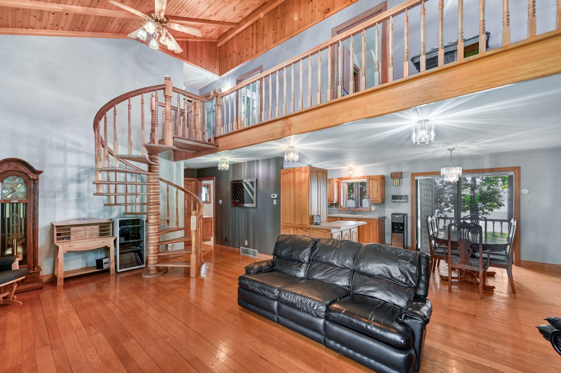









578


Av. Missisquoi

,
Venise-en-Québec,




QC
J0J2K0

