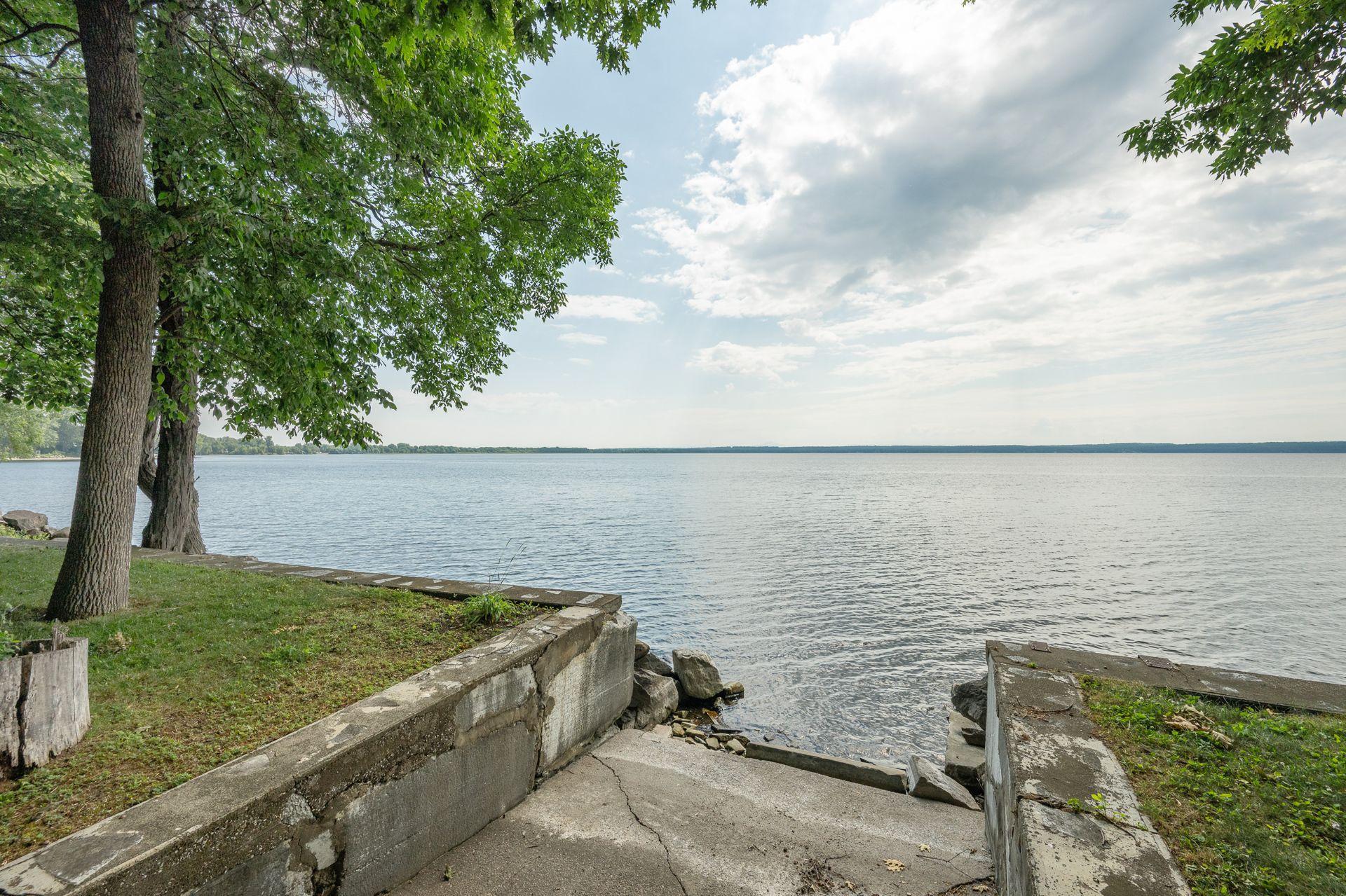 









578


Av. Missisquoi

,
Venise-en-Québec,




QC
J0J2K0

