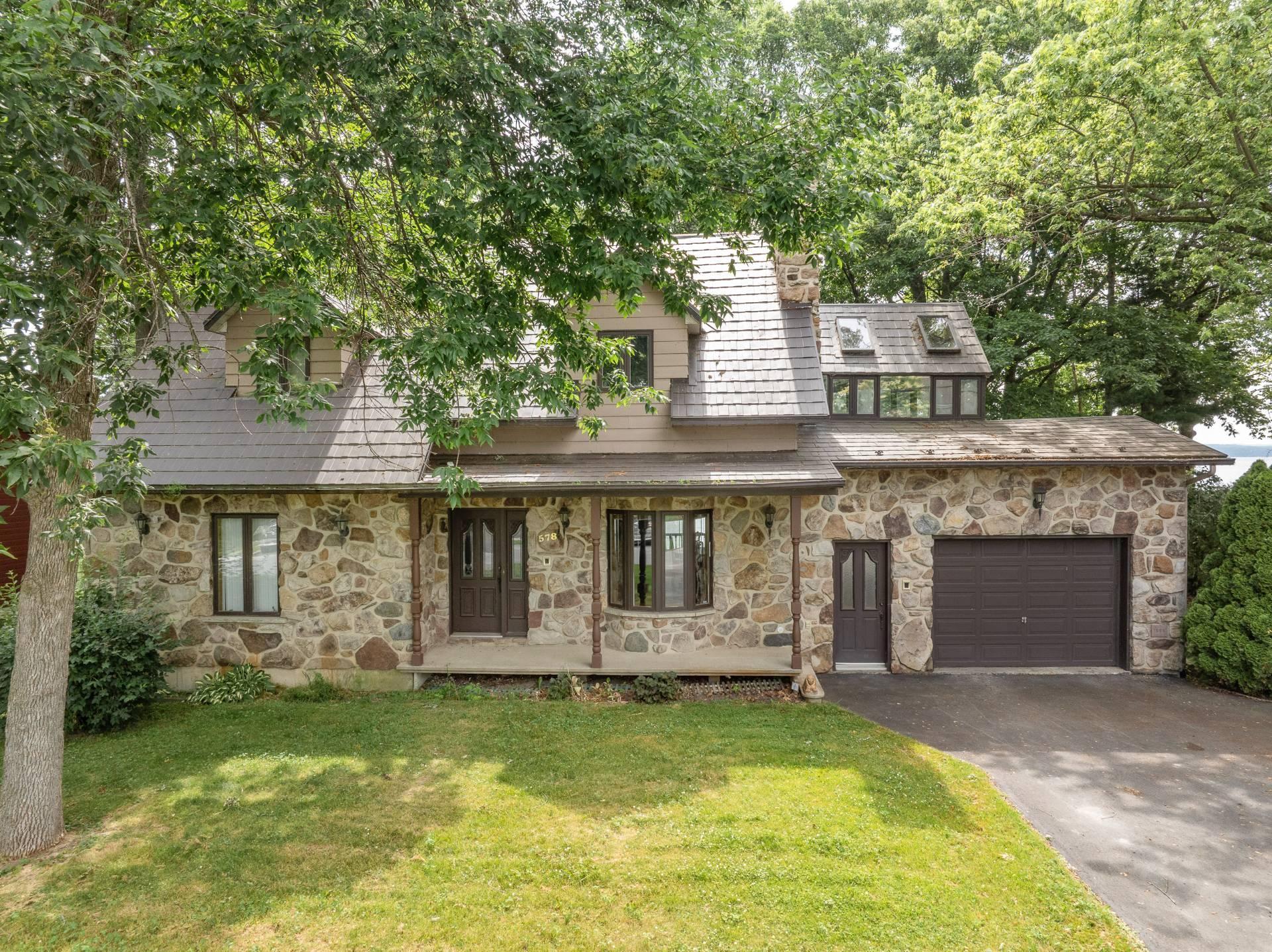 









578


Av. Missisquoi

,
Venise-en-Québec,




QC
J0J2K0

