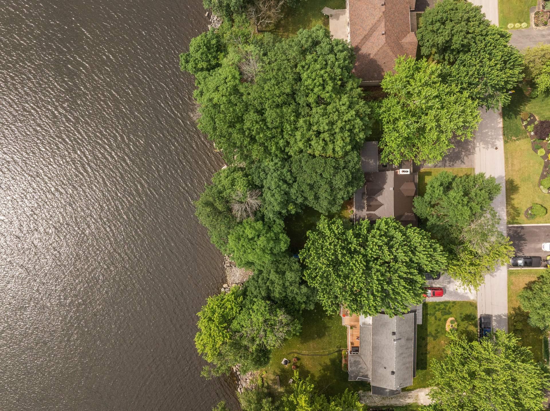 









578


Av. Missisquoi

,
Venise-en-Québec,




QC
J0J2K0

