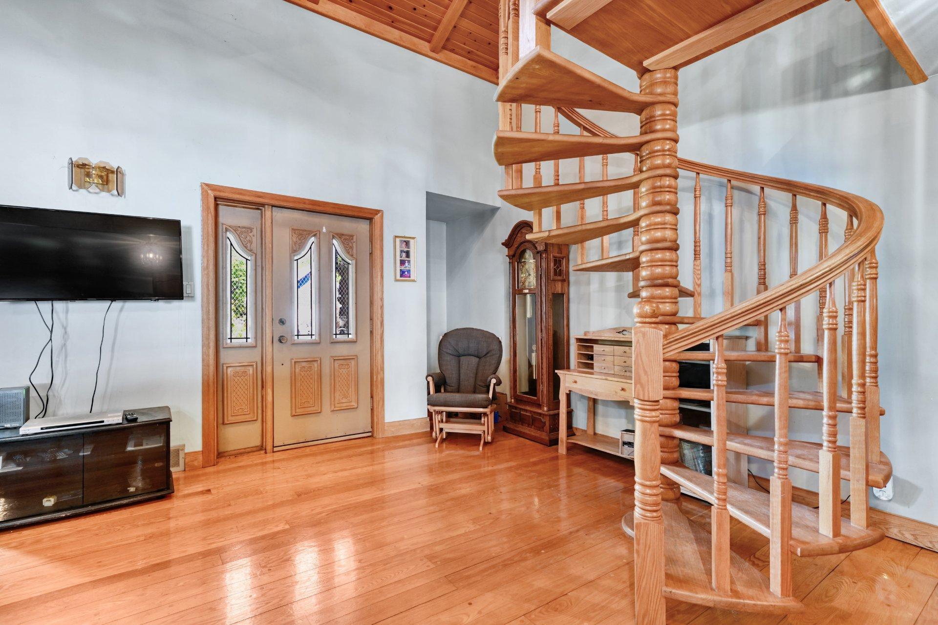 









578


Av. Missisquoi

,
Venise-en-Québec,




QC
J0J2K0

