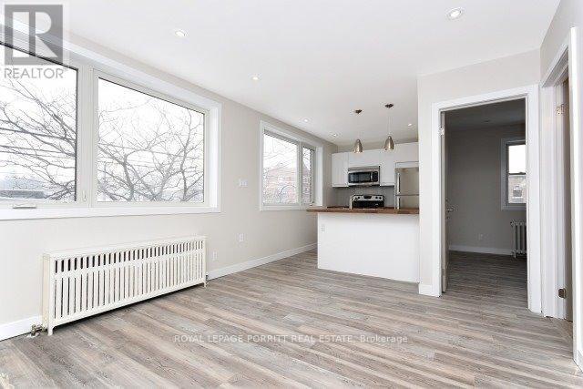 












1 - 3411 LAKE SHORE BOULEVARD W

,
Toronto,




Ontario
M8W1N2

