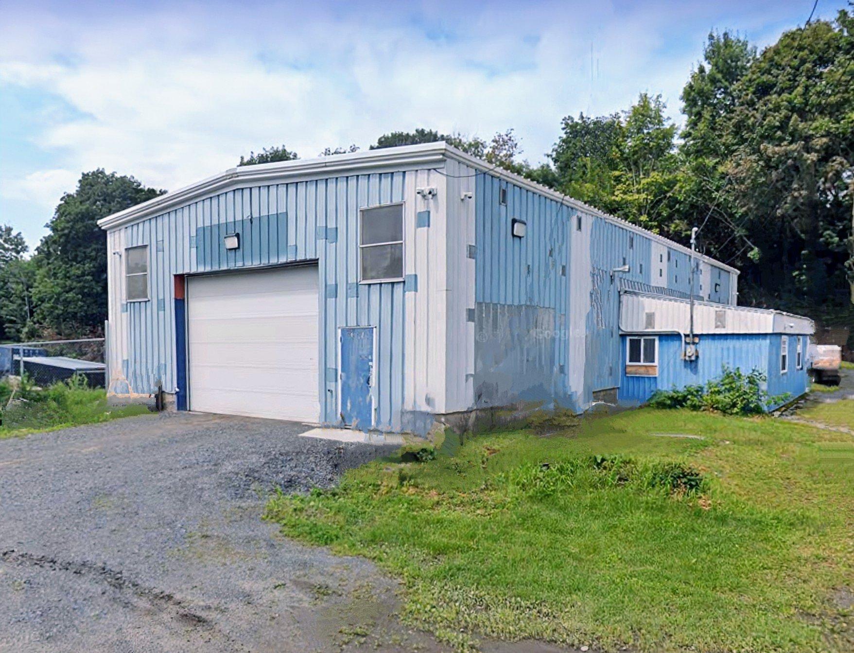 









1623


Av. Ste-Anne

,
Shawinigan,




QC
G9N2C8

