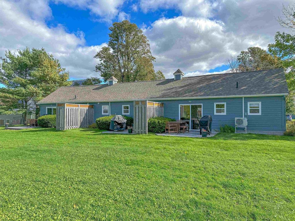 












6123 Route 13

,
New Glasgow,




PE
C0A 1N0

