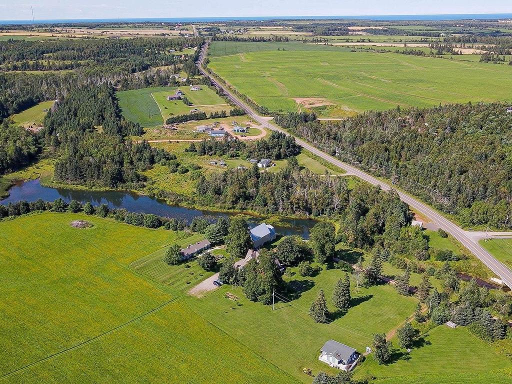 












6123 Route 13

,
New Glasgow,




PE
C0A 1N0

