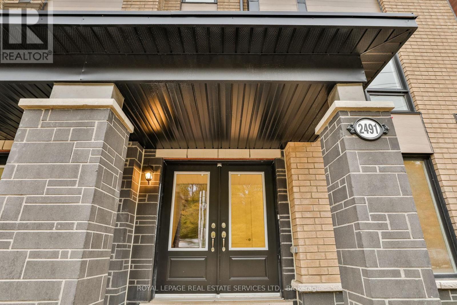 












2491 BADGER CRESCENT

,
Oakville,




Ontario
L6M5M1

