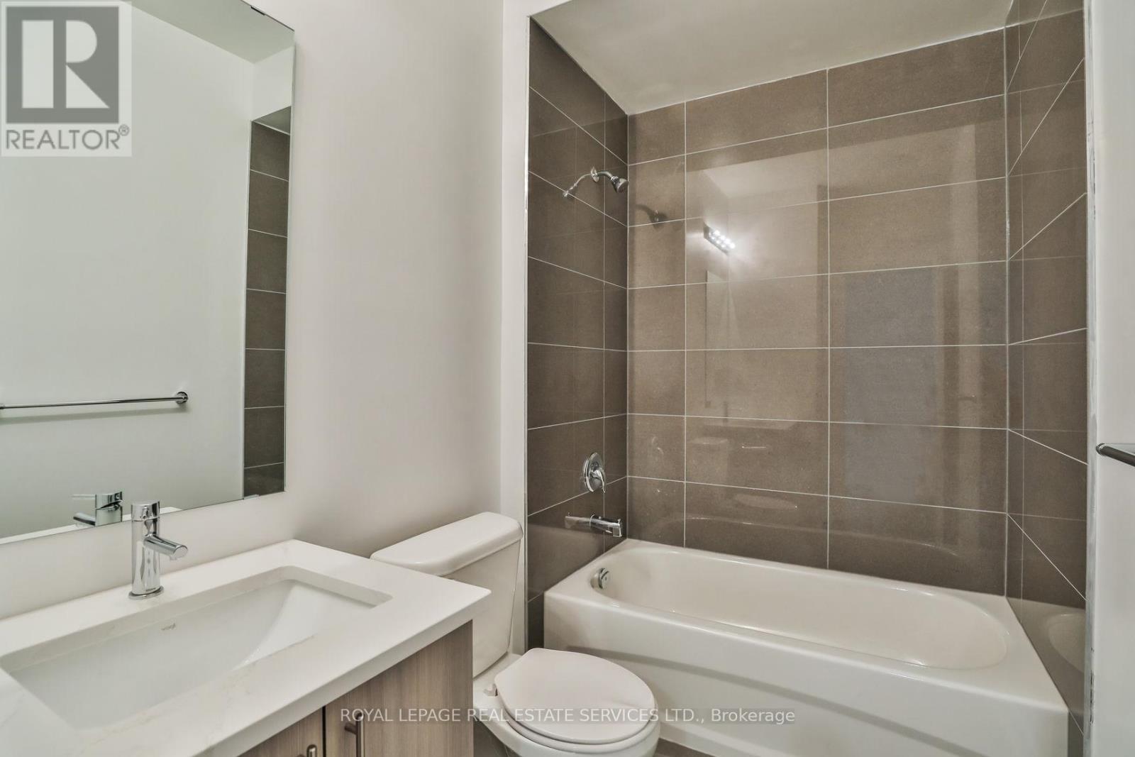 












2491 BADGER CRESCENT

,
Oakville,




Ontario
L6M5M1


