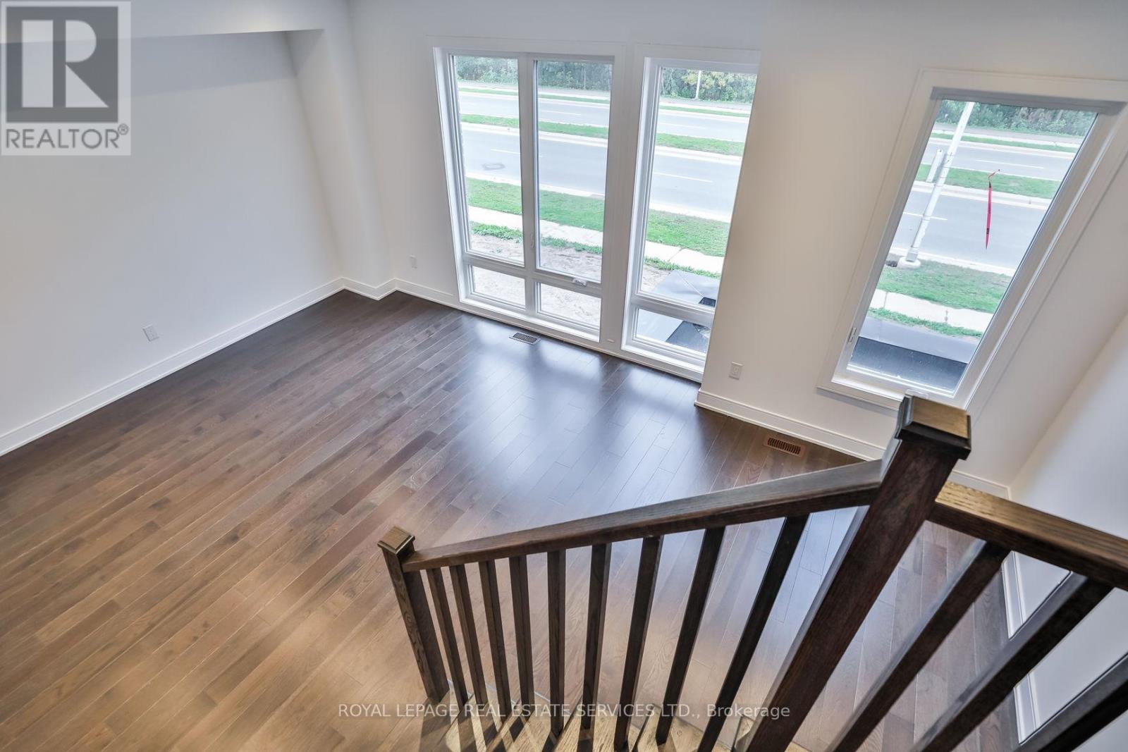 












2491 BADGER CRESCENT

,
Oakville,




Ontario
L6M5M1

