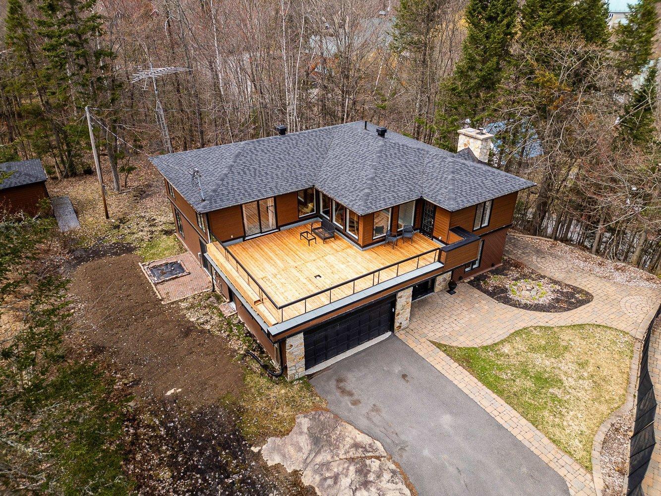 









48


Ch. du Geai-Bleu

,
Saint-Sauveur,




QC
J0R1R1

