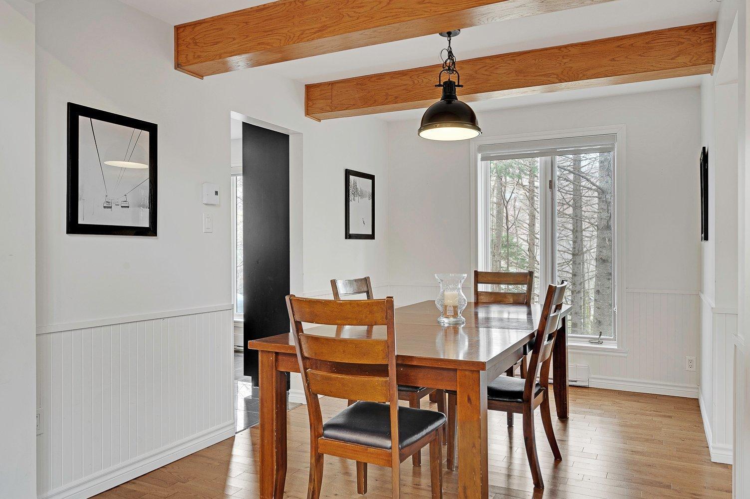 









48


Ch. du Geai-Bleu

,
Saint-Sauveur,




QC
J0R1R1

