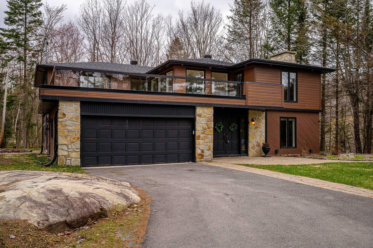 









48


Ch. du Geai-Bleu

,
Saint-Sauveur,




QC
J0R1R1

