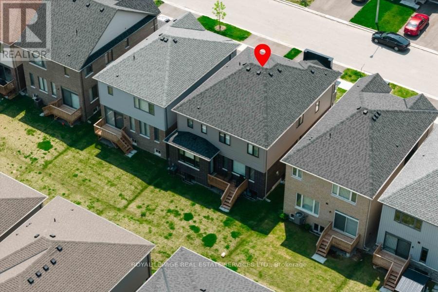 












LOWER - 46 BANNISTER ROAD

,
Barrie,




Ontario
L9J0L7

