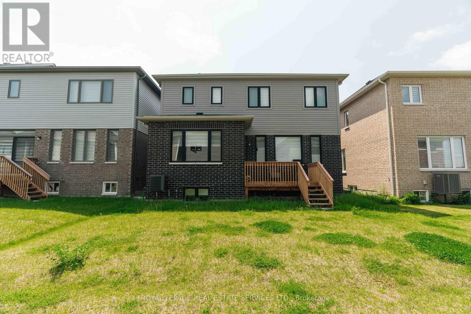 












LOWER - 46 BANNISTER ROAD

,
Barrie,




Ontario
L9J0L7


