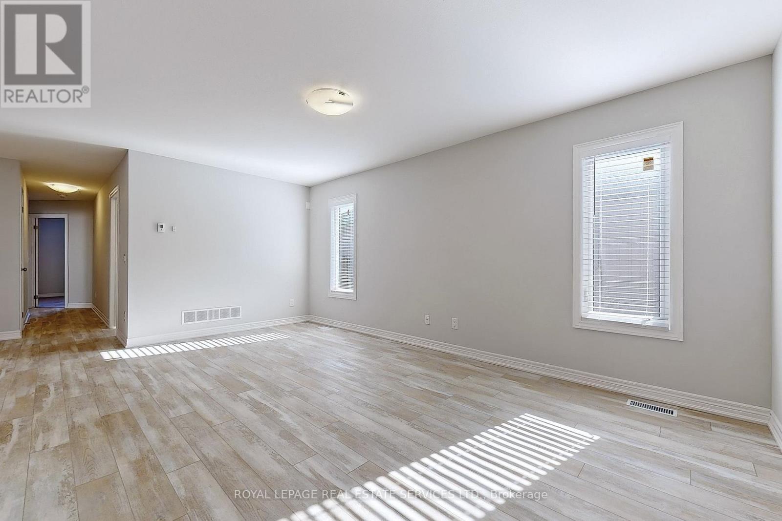












MAIN - 22 BOUNTY AVENUE

,
Thorold,




Ontario
L2V0H4

