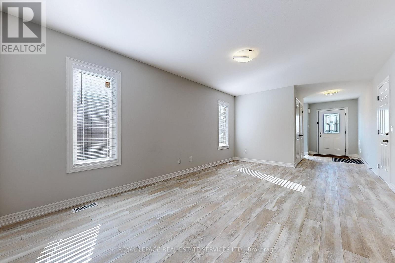 












MAIN - 22 BOUNTY AVENUE

,
Thorold,




Ontario
L2V0H4

