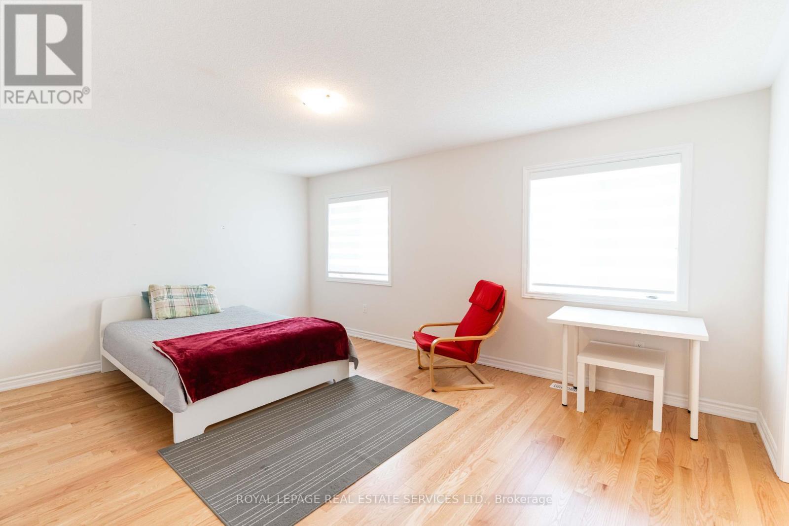 












UPPER - 46 BANNISTER ROAD

,
Barrie,




Ontario
L9J0L7

