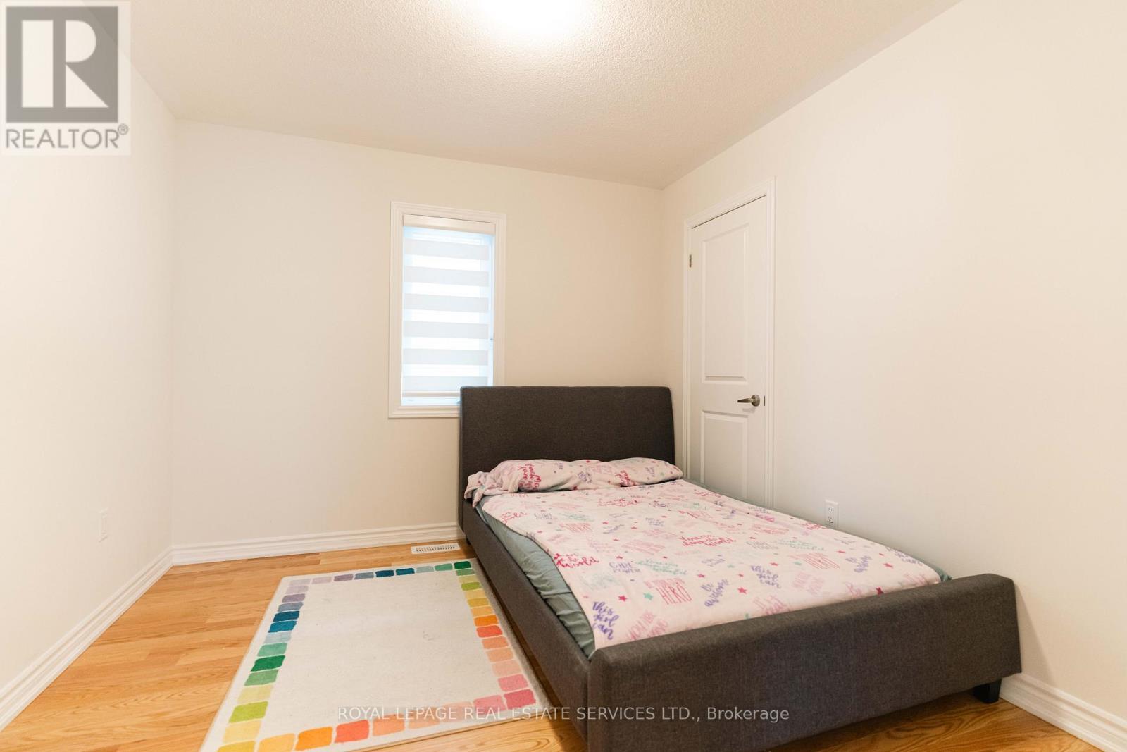 












UPPER - 46 BANNISTER ROAD

,
Barrie,




Ontario
L9J0L7


