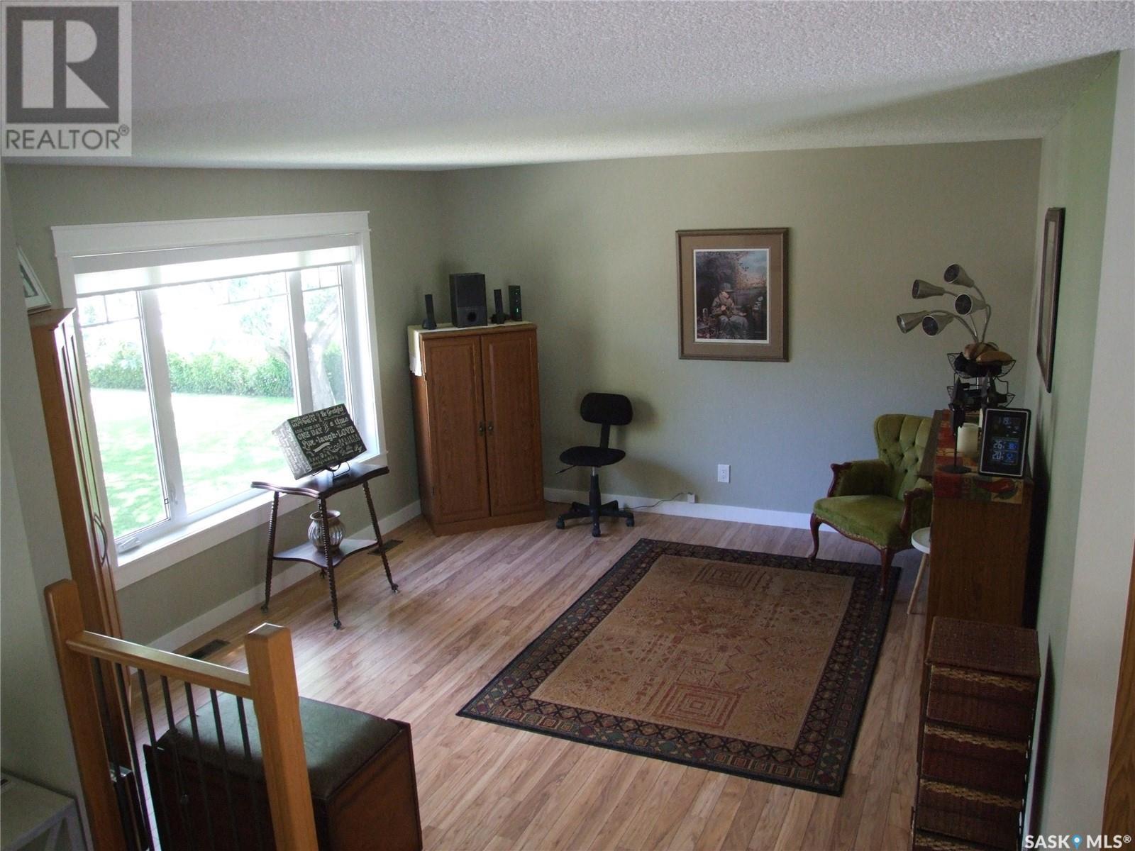 












318 Barsness BAY

,
Richmound,




Saskatchewan
S0N2E0

