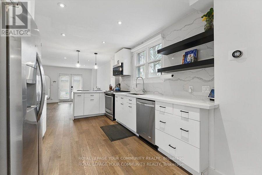 












99 NAIRN AVENUE

,
Toronto,




Ontario
M6E4G9

