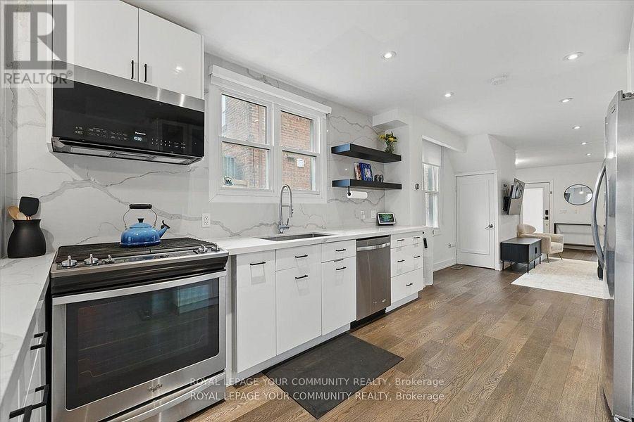 












99 NAIRN AVENUE

,
Toronto,




Ontario
M6E4G9


