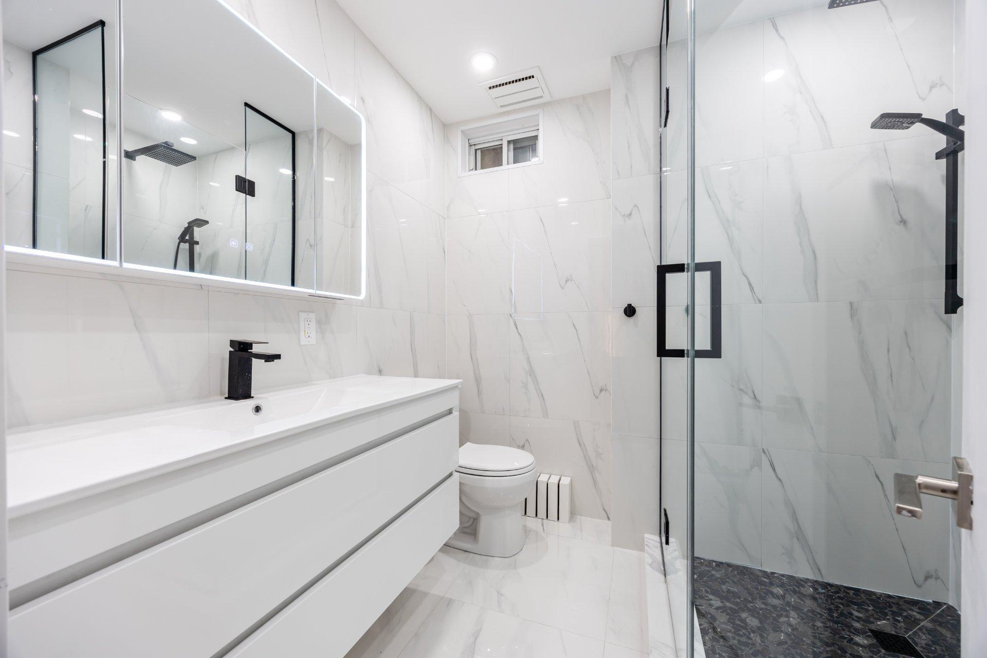









5928

 - 5932


Av. McShane

,
Montréal (Côte-des-Neiges/Notre-Dame-de-Grâce),




QC
H3S2G3

