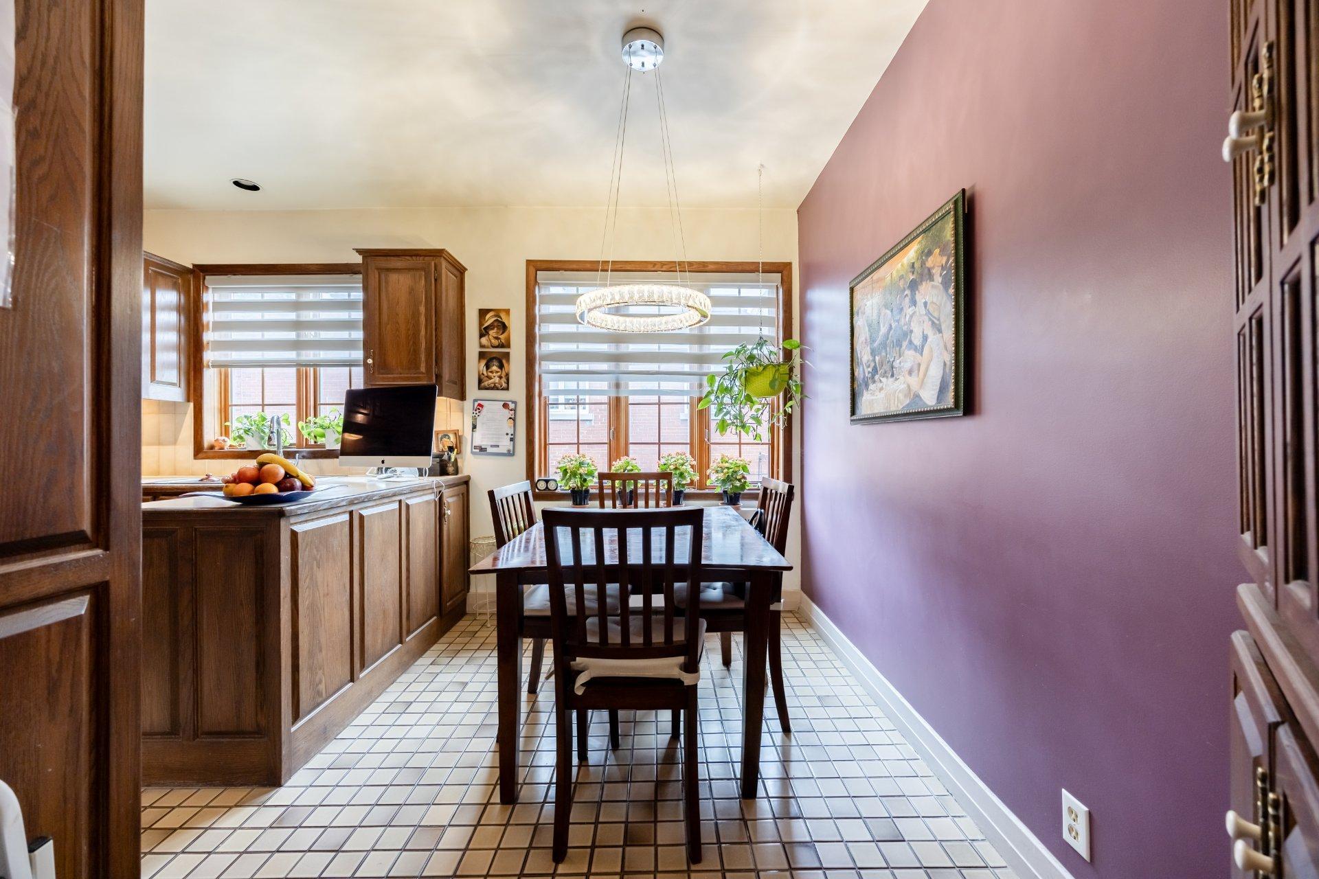 









5928

 - 5932


Av. McShane

,
Montréal (Côte-des-Neiges/Notre-Dame-de-Grâce),




QC
H3S2G3

