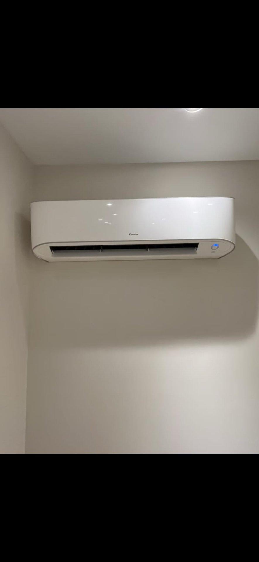 









4510


Av. du Parc

, 303,
Montréal (Le Plateau-Mont-Royal),




QC
H2V4E3


