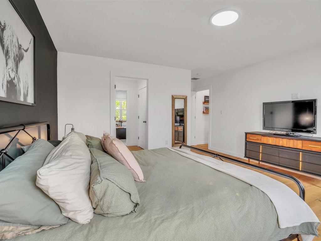 












90 Bennett Lane

,
Waterside,




PE
C1B 3Z3

