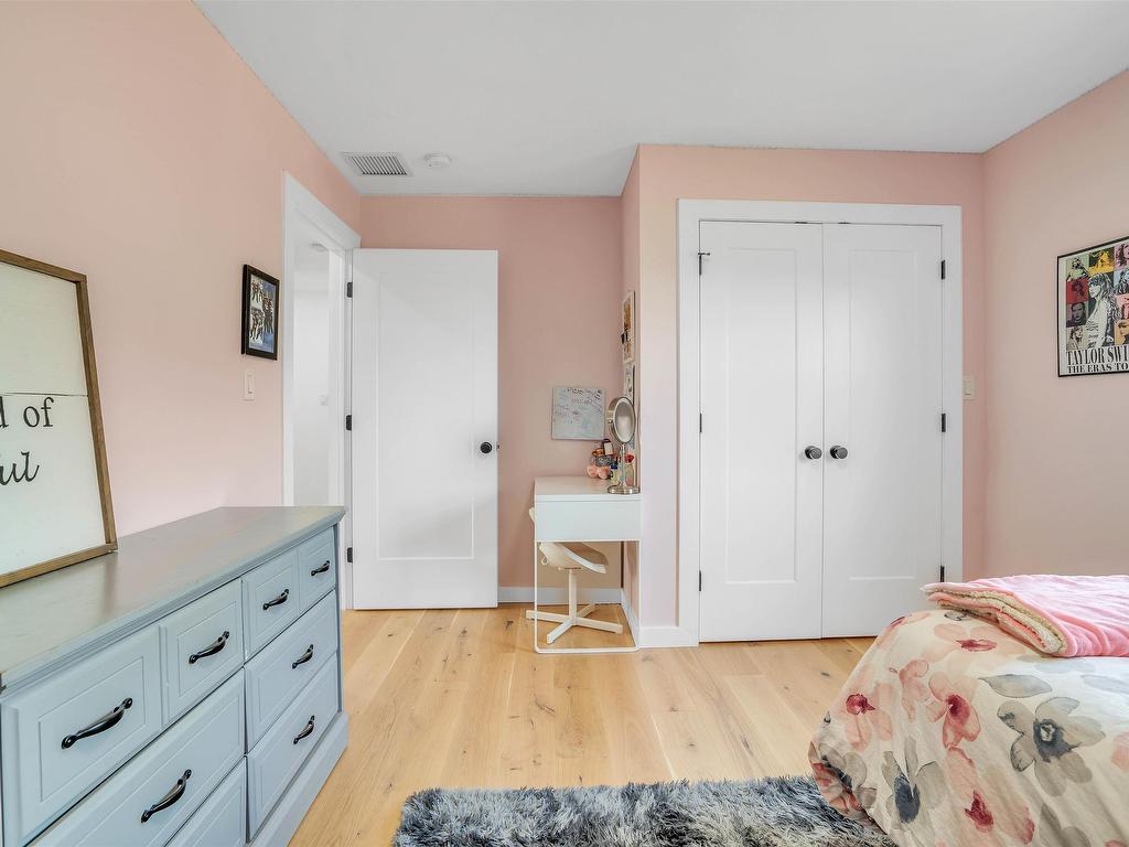 












90 Bennett Lane

,
Waterside,




PE
C1B 3Z3

