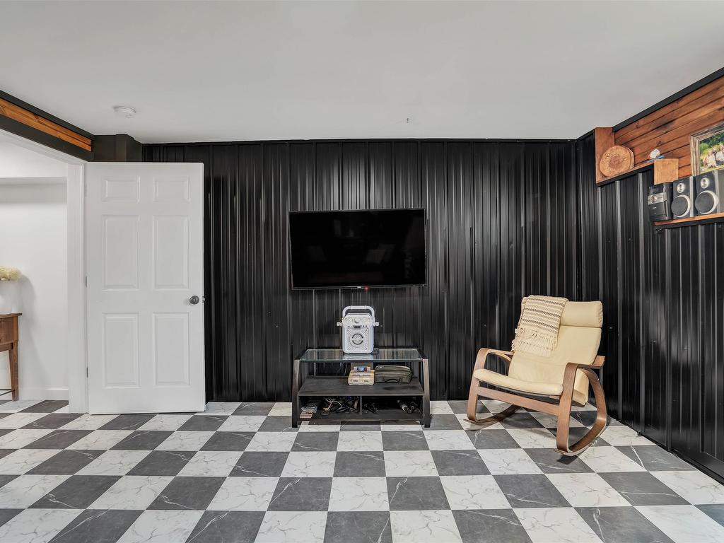 












90 Bennett Lane

,
Waterside,




PE
C1B 3Z3

