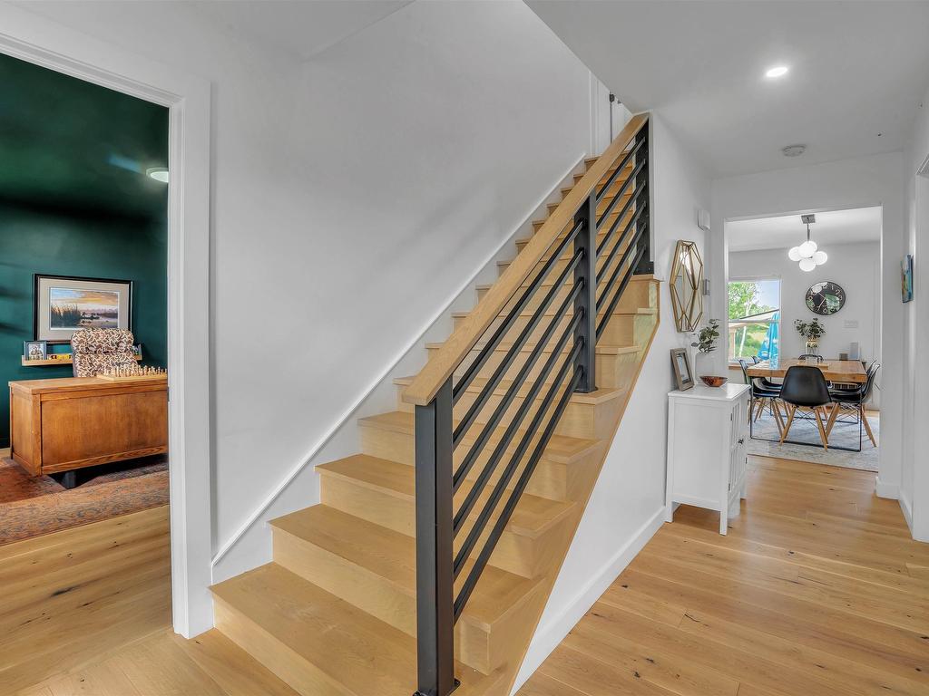 












90 Bennett Lane

,
Waterside,




PE
C1B 3Z3

