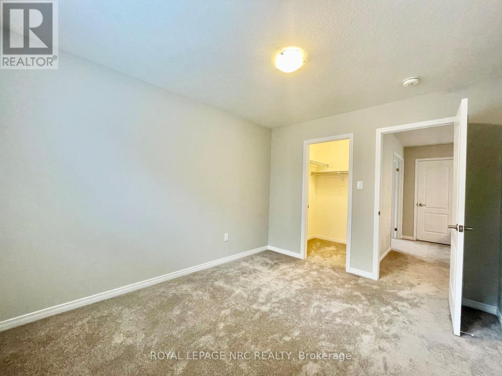 












7847 ODELL CRESCENT

,
Niagara Falls (Brown),




Ontario
L2H3R6


