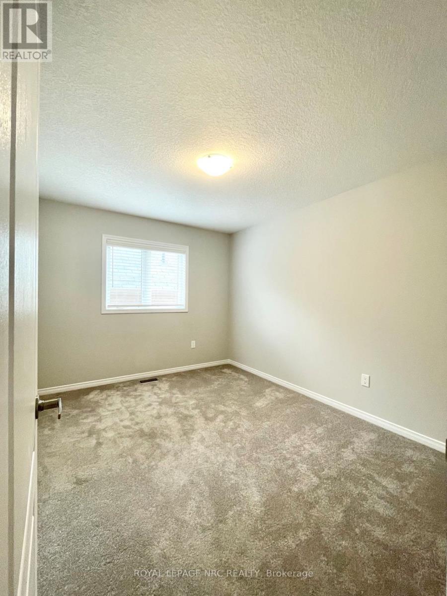 












7847 ODELL CRESCENT

,
Niagara Falls (Brown),




Ontario
L2H3R6

