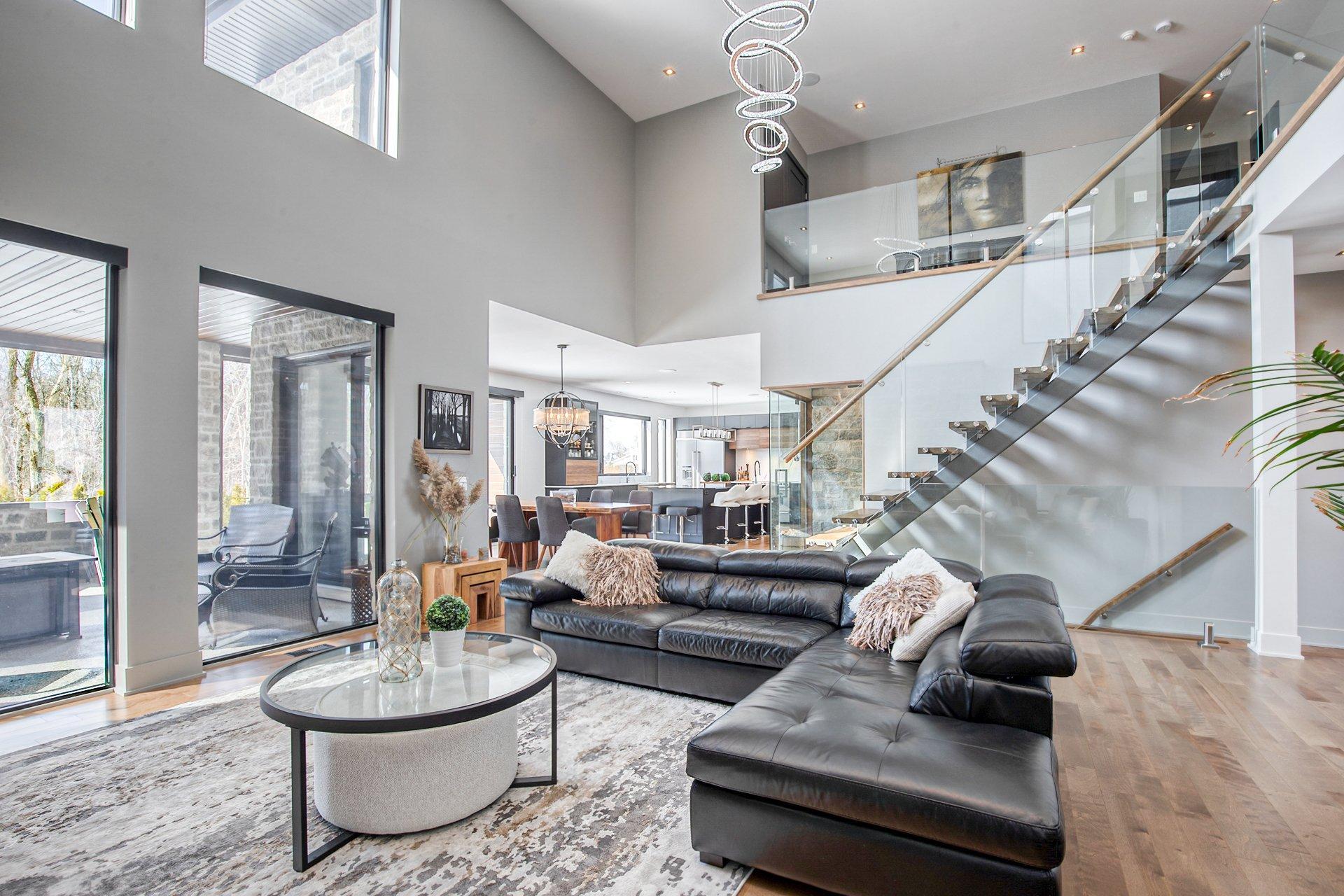 









248


Rue de l'Aigle

,
Carignan,




QC
J3L7C3

