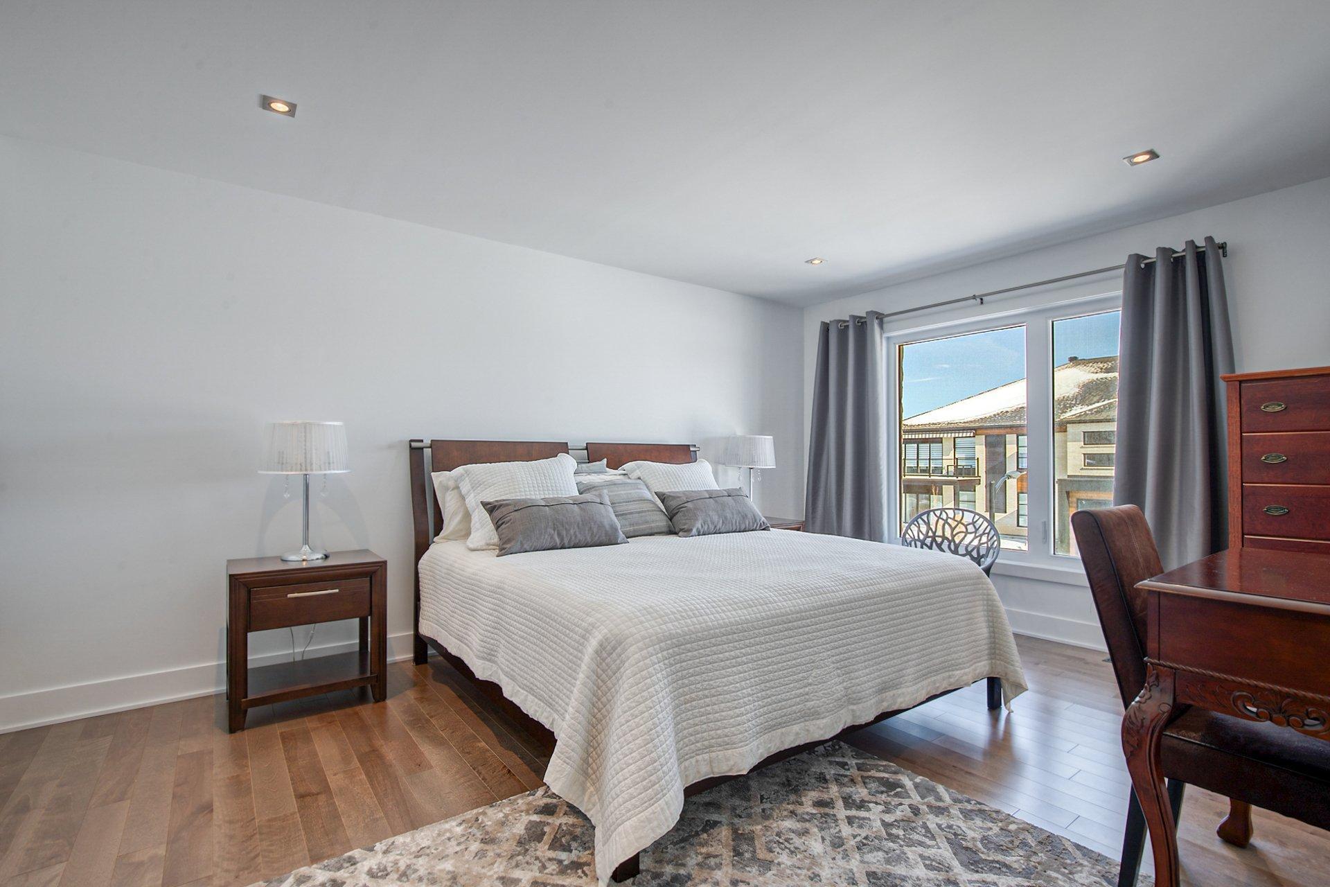 









248


Rue de l'Aigle

,
Carignan,




QC
J3L7C3

