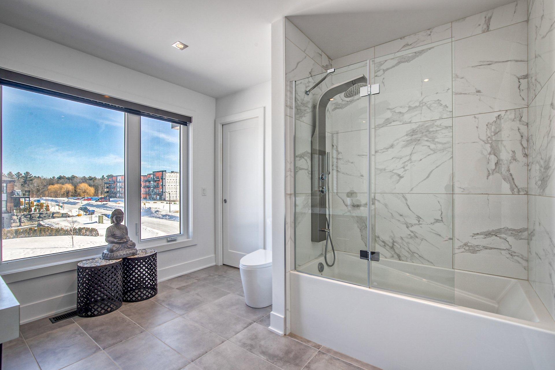 









248


Rue de l'Aigle

,
Carignan,




QC
J3L7C3

