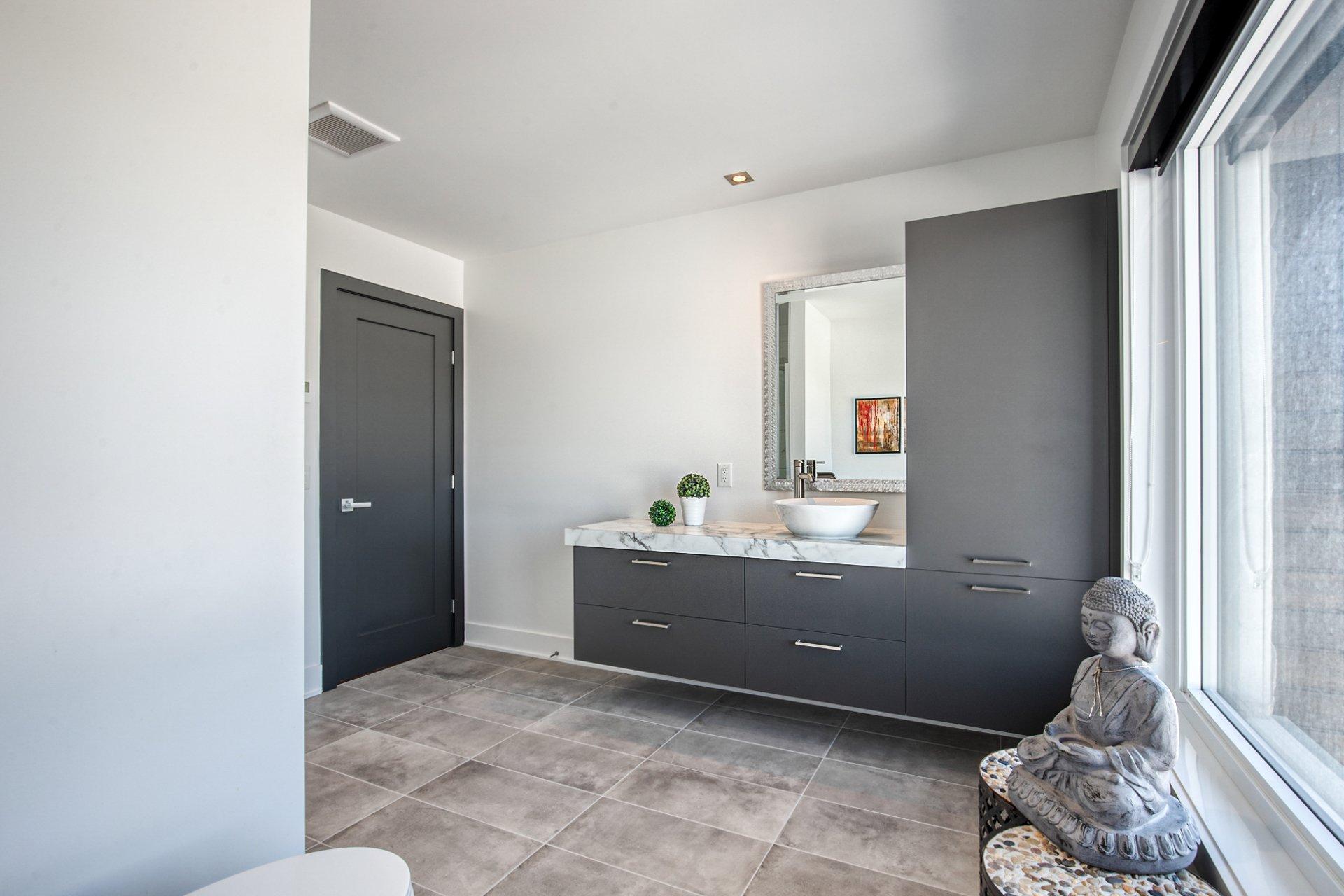 









248


Rue de l'Aigle

,
Carignan,




QC
J3L7C3

