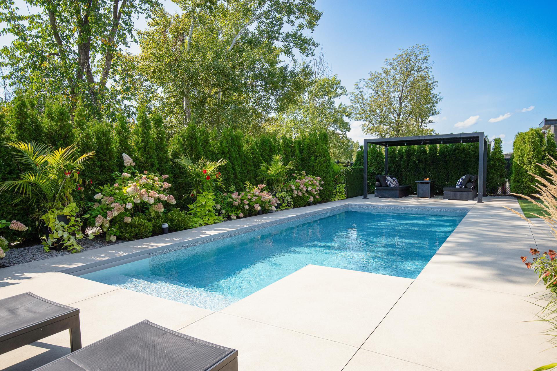 









248


Rue de l'Aigle

,
Carignan,




QC
J3L7C3

