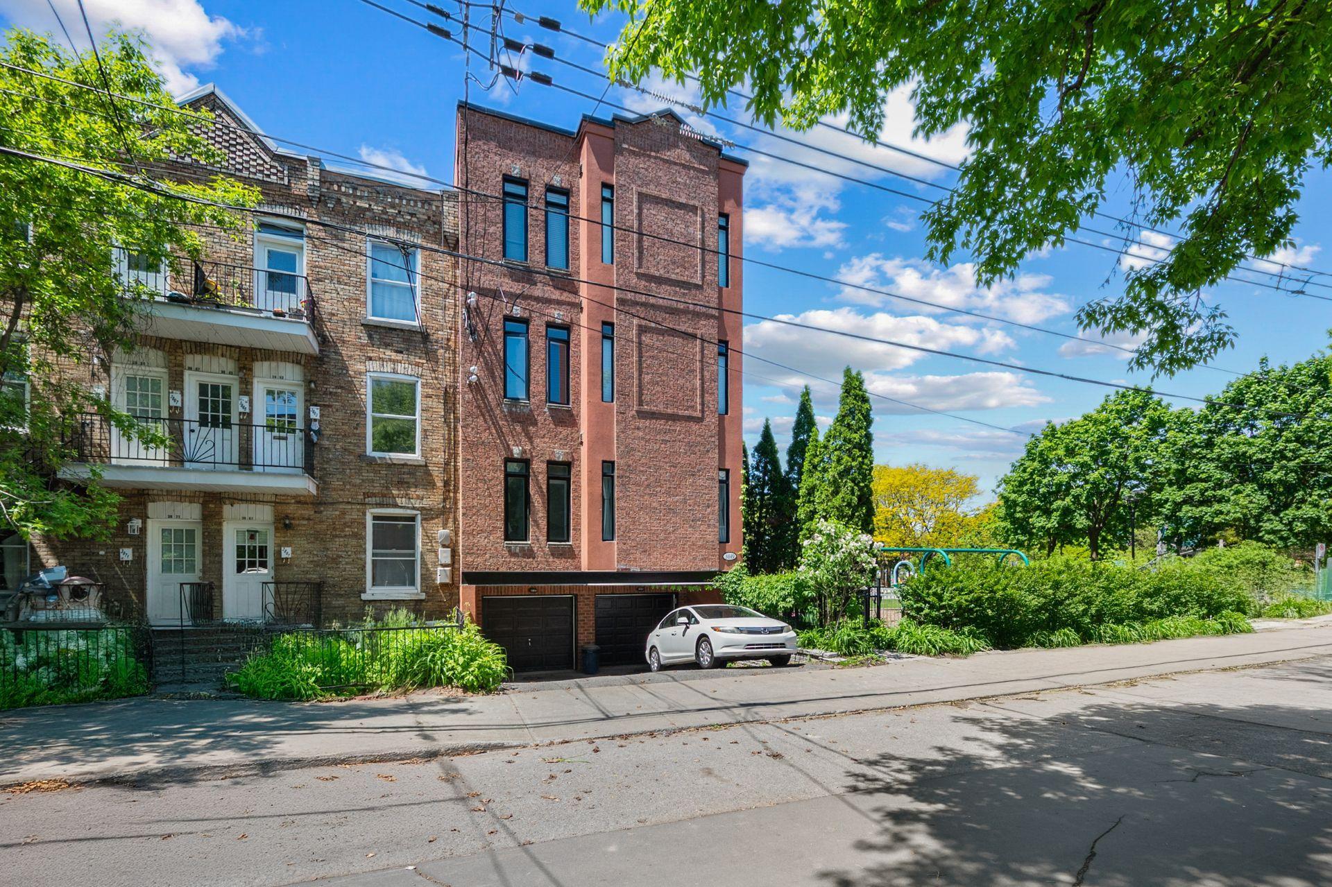 









3849


Rue Newmarch

, 1,
Montréal (Verdun/Île-des-Soeurs),




QC
H4G1G7

