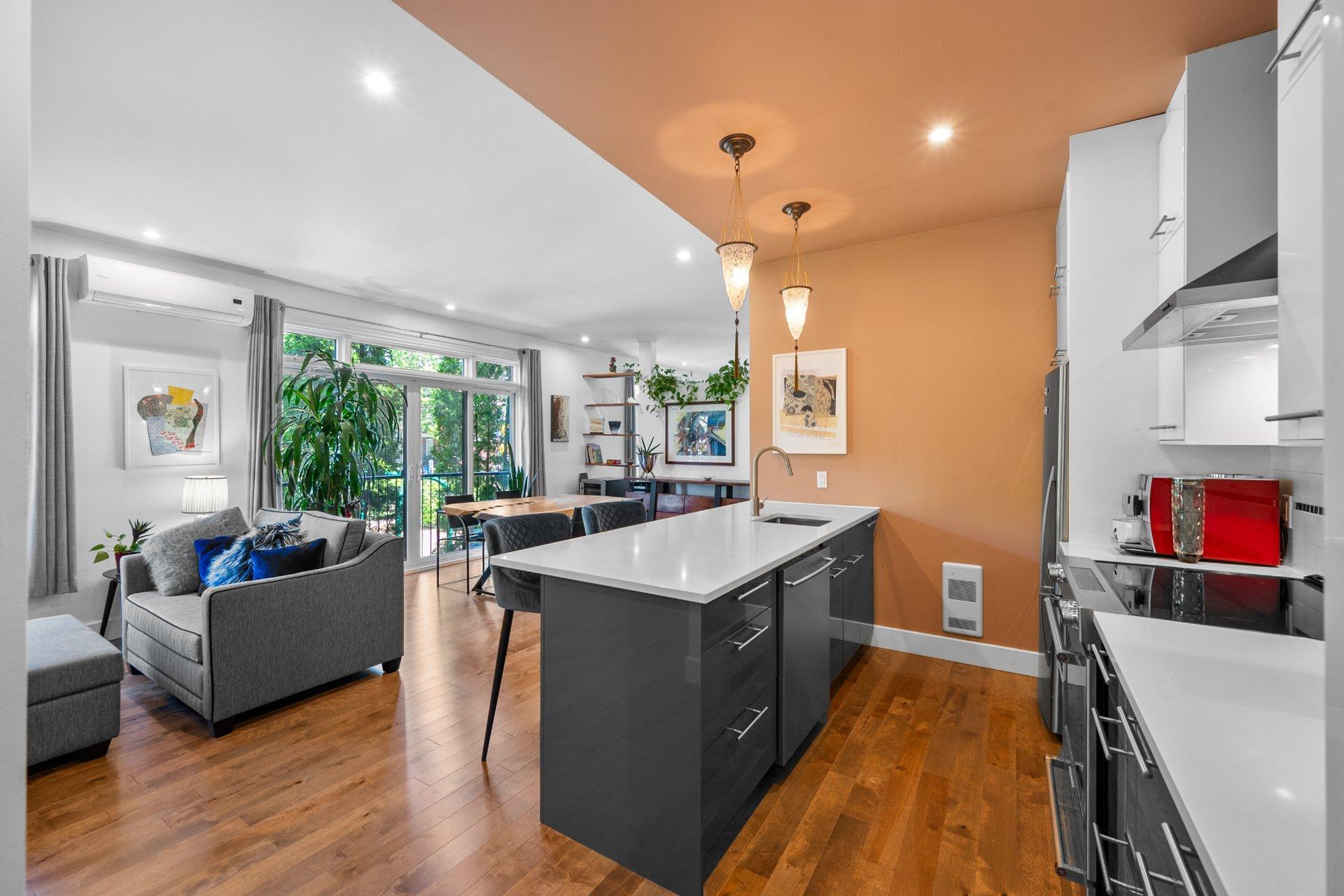 









3849


Rue Newmarch

, 1,
Montréal (Verdun/Île-des-Soeurs),




QC
H4G1G7

