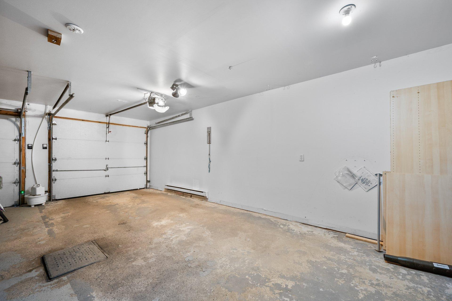 









3849


Rue Newmarch

, 1,
Montréal (Verdun/Île-des-Soeurs),




QC
H4G1G7


