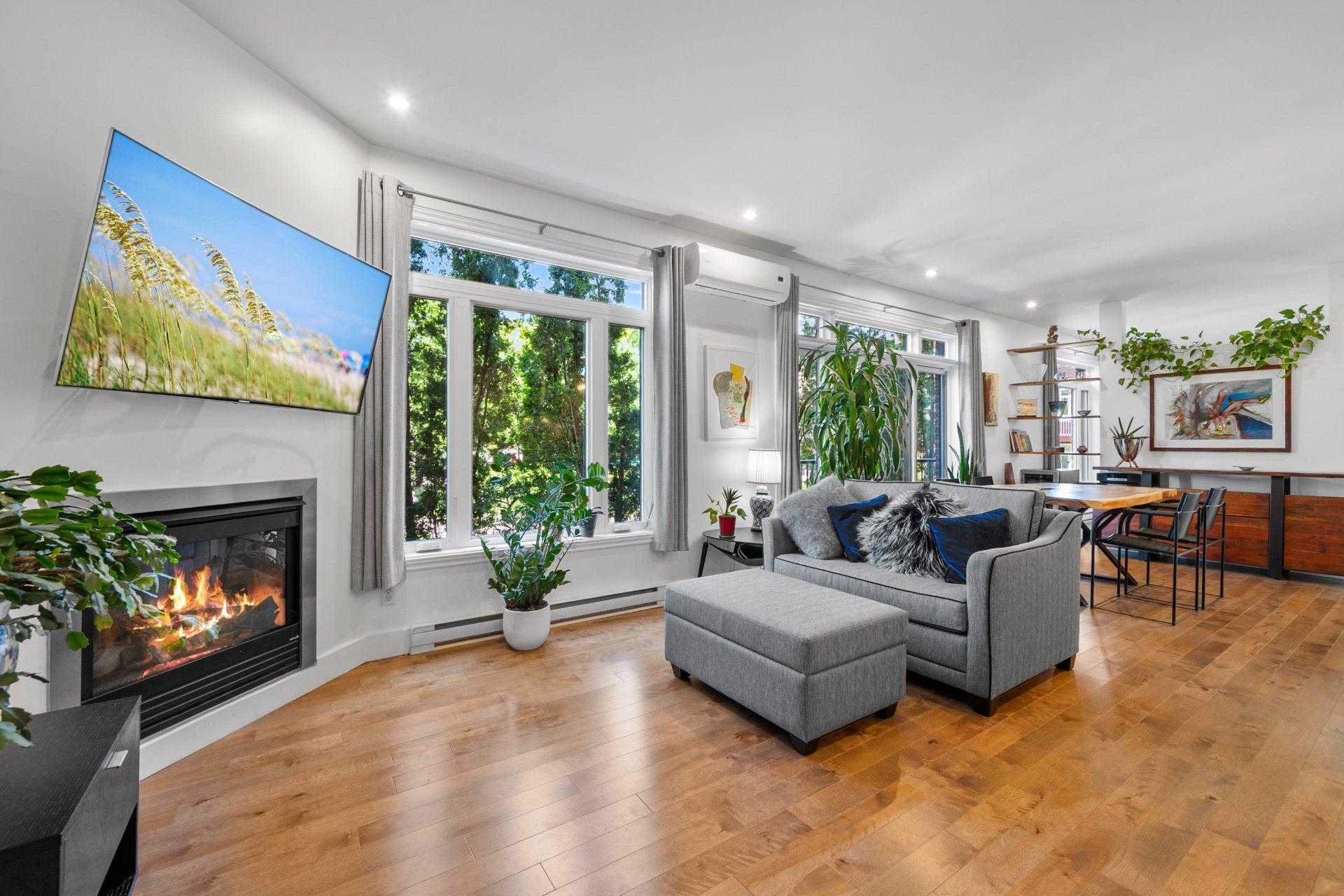 









3849


Rue Newmarch

, 1,
Montréal (Verdun/Île-des-Soeurs),




QC
H4G1G7

