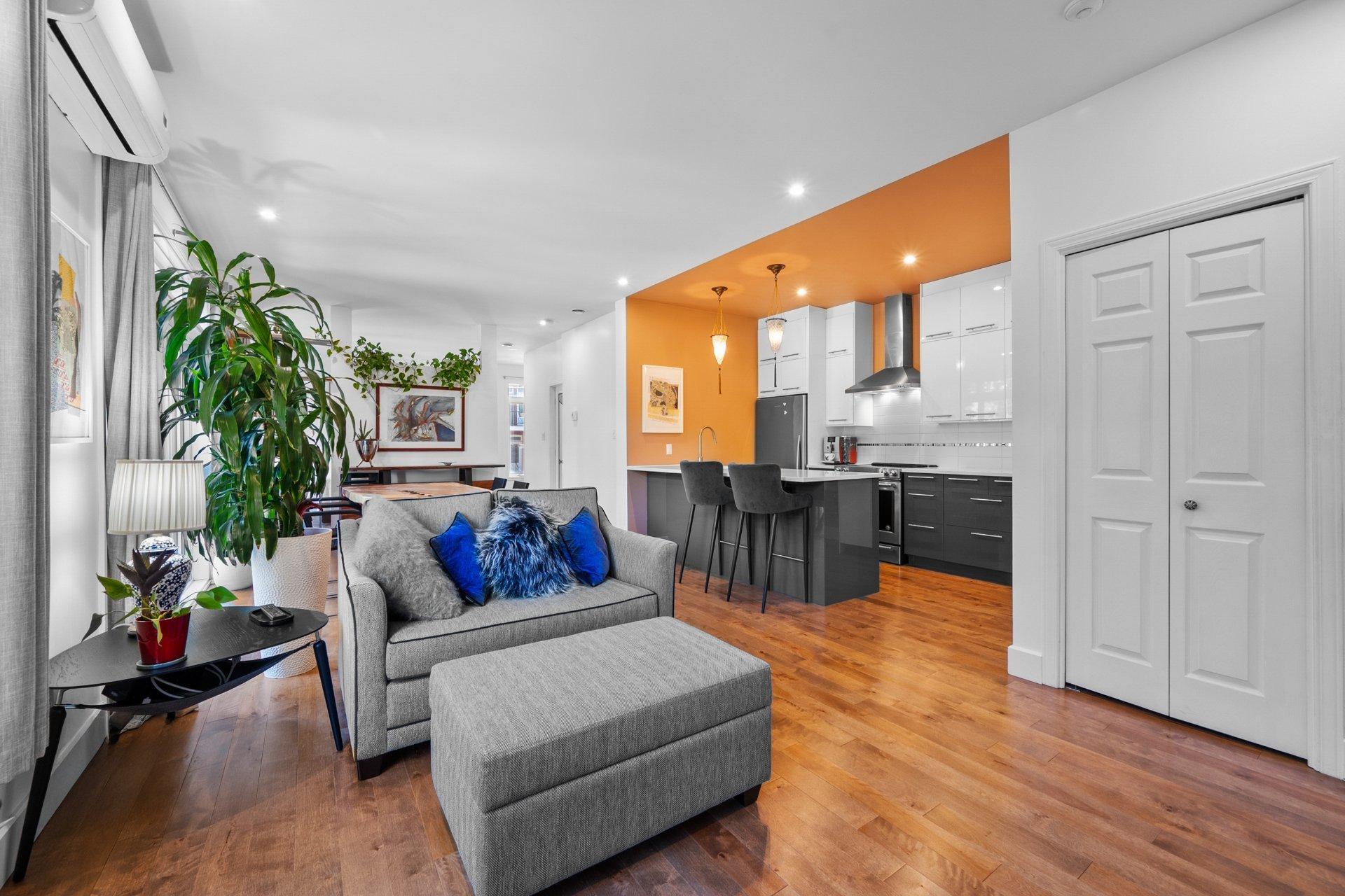 









3849


Rue Newmarch

, 1,
Montréal (Verdun/Île-des-Soeurs),




QC
H4G1G7

