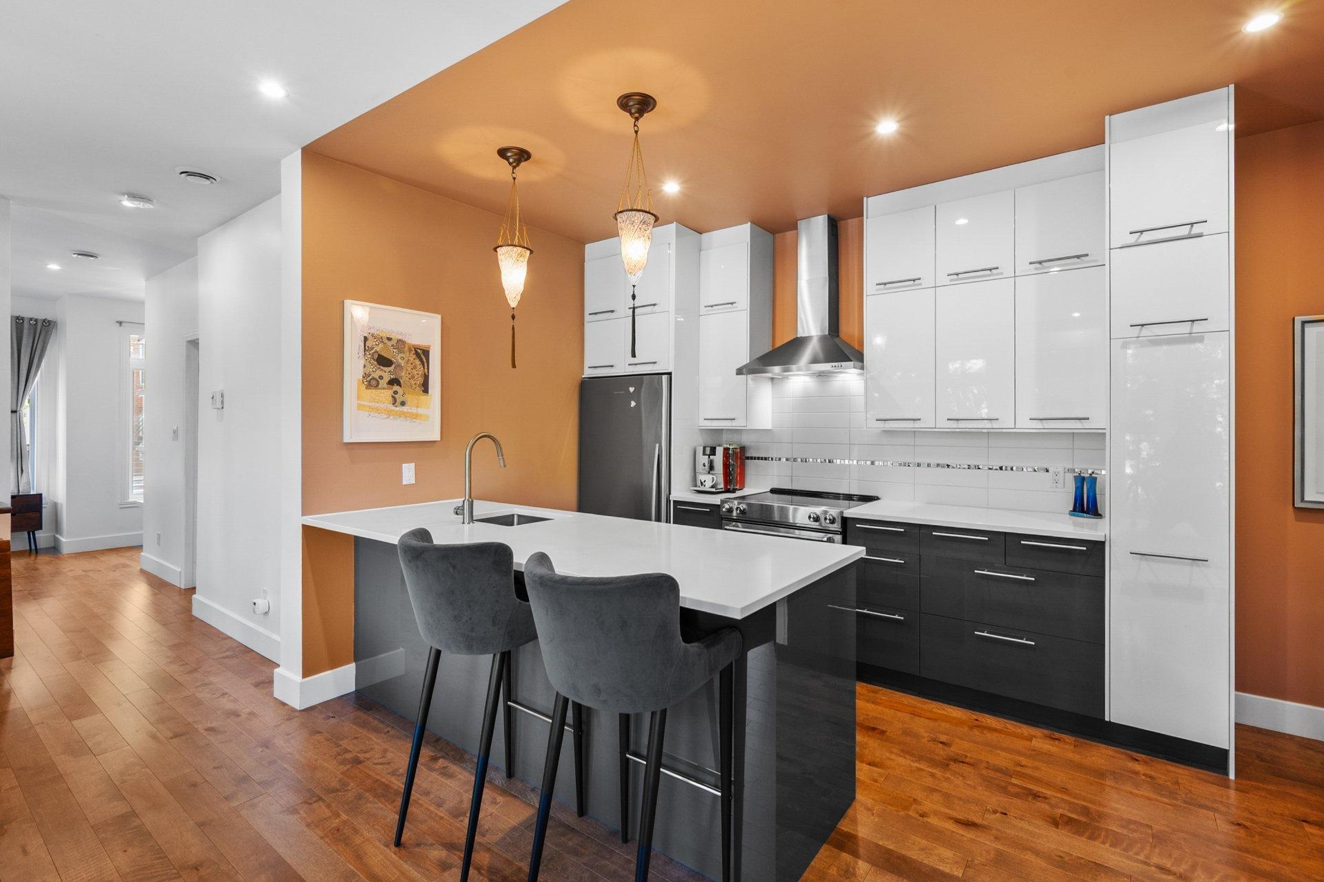 









3849


Rue Newmarch

, 1,
Montréal (Verdun/Île-des-Soeurs),




QC
H4G1G7

