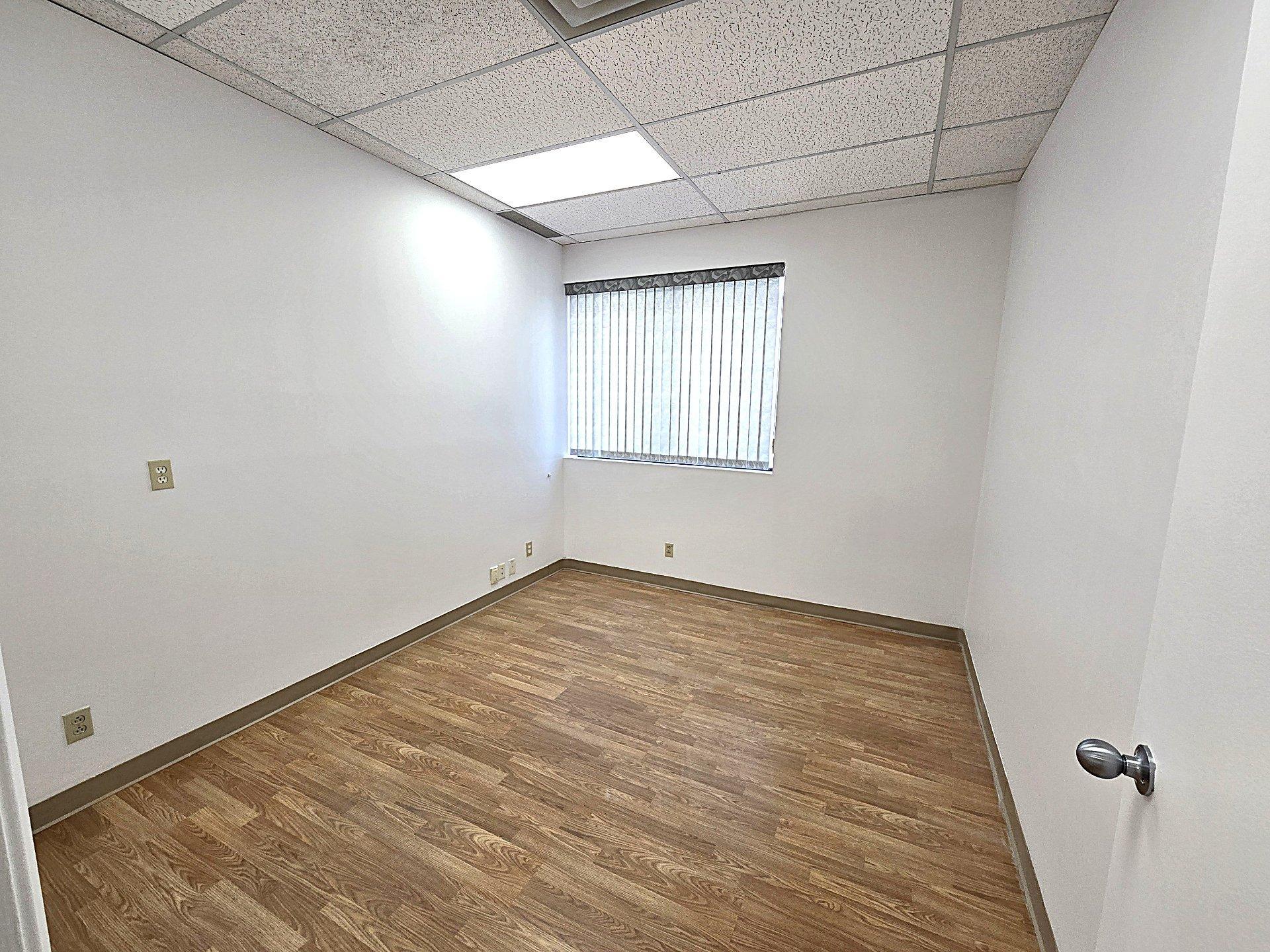 









2292


Boul. Industriel

, 209,
Laval (Chomedey),




QC
H7S1P9

