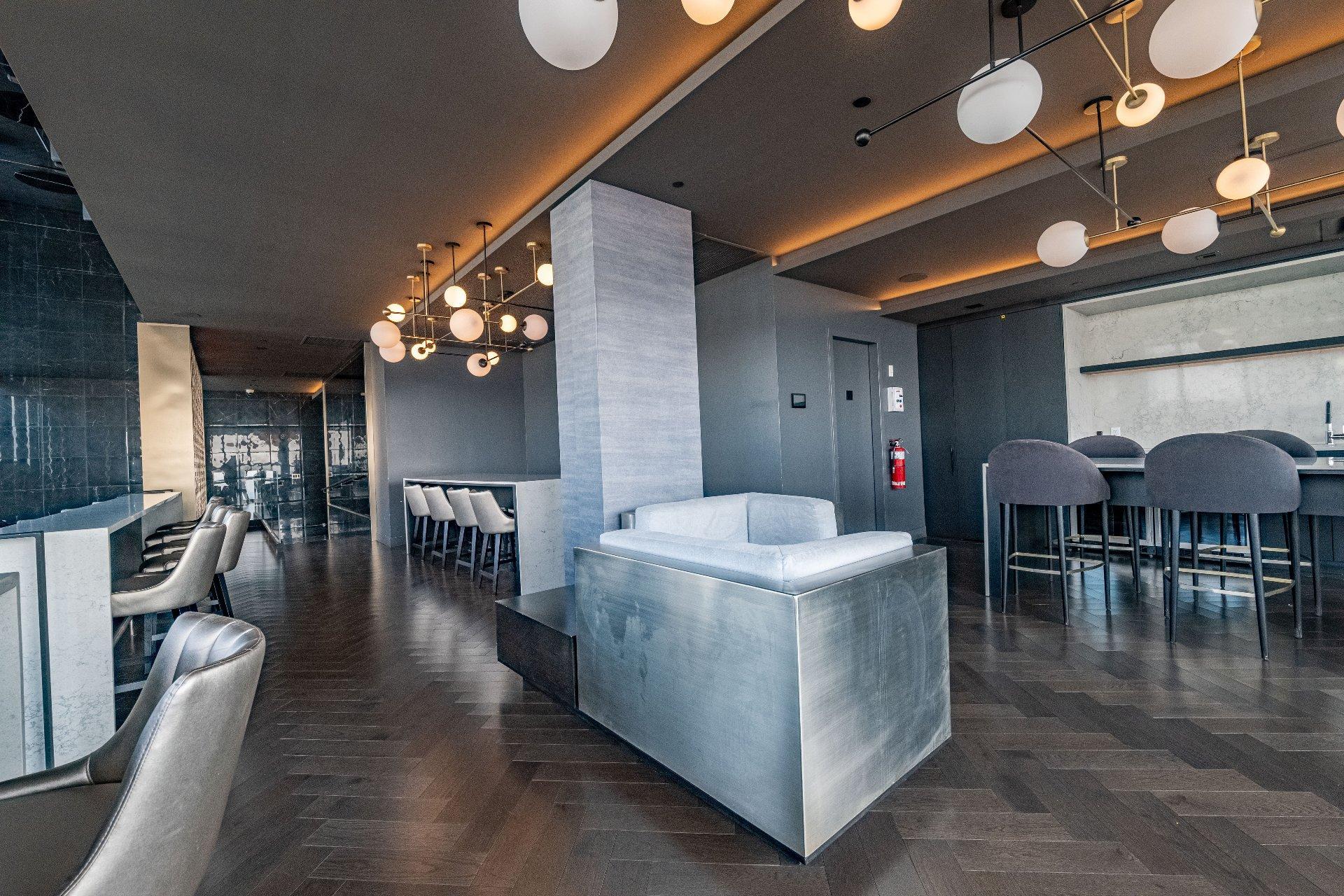 









1288


Rue St-Antoine O.

, 2203,
Montréal (Ville-Marie),




QC
H3C0X6

