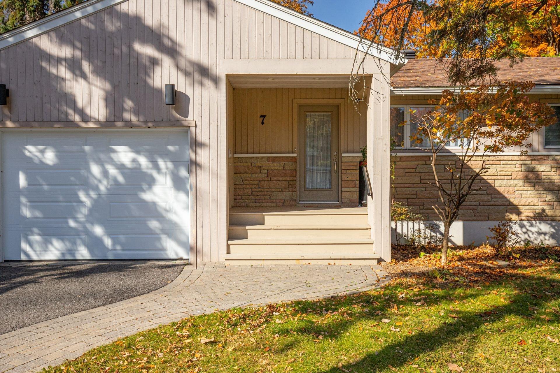 









7


Rue Jean-Cadieux

,
Boucherville,




QC
J4B2G8

