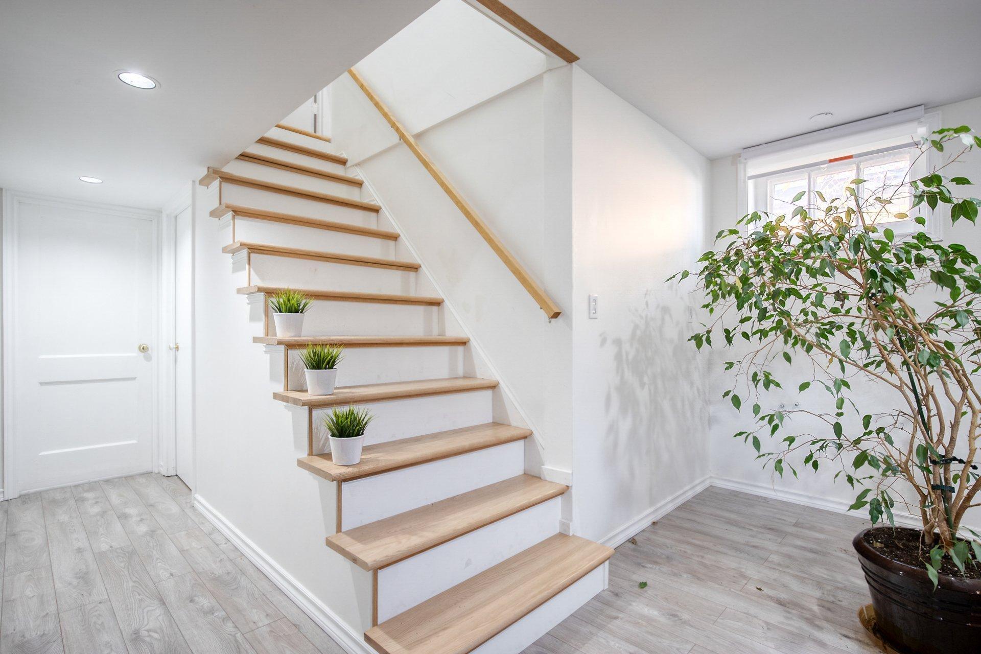









7


Rue Jean-Cadieux

,
Boucherville,




QC
J4B2G8

